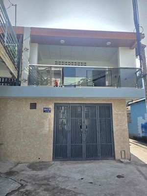 Nhà bán Tỉnh Lộ 10 Bình Tân 1 trệt 1 lầu 50m2 5.5mx9m nhà đẹp — ảnh 1