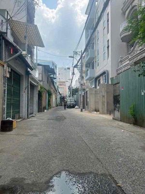 Giá mới 8tỷ850tr bán nhà 30/8e đừơng 100 bình thới q.11 /-share — ảnh 1