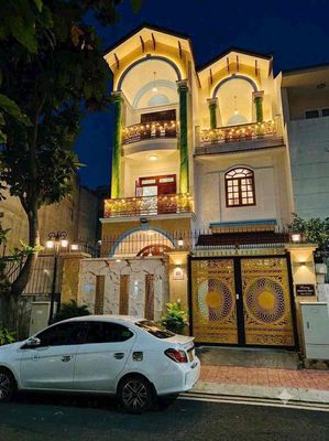 Biệt thự đường nội khu cao lỗ (8x20m)– p.4, quận 8 — ảnh 1