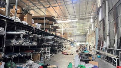 Cho Thuê Kho-Xưởng (Như Hình) DT:1000m2- Điện 3fa Đường xe Tải lớn vào — ảnh 1