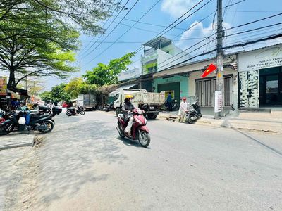 Cho thuê nhà mặt tiền kinh doanh sầm uất. gần chợ vườn lài. — ảnh 1