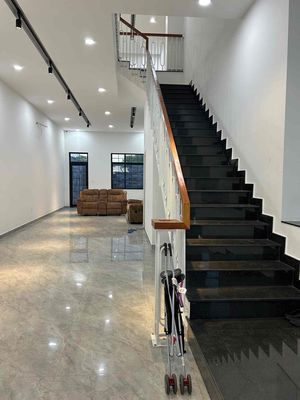 Cho thuê cặp góc Shophouse 297 m2 đã hoàn thiện sẵn nội thất — ảnh 1
