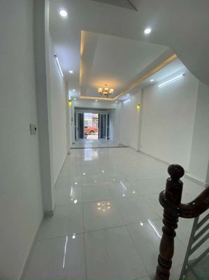 Nhà đẹp mtkd đường 14m tên lửa 4x20m 4 tầng — ảnh 1