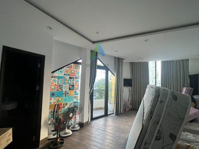Cho thuê khách sạn 4 tầng 12 phòng đường hoàng bích sơn,sơn trà — ảnh 1