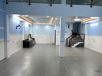 Nhà nguyên căn mt kinh doanh đường trường chinh. 7x17m 2lầu trống suốt — ảnh 1