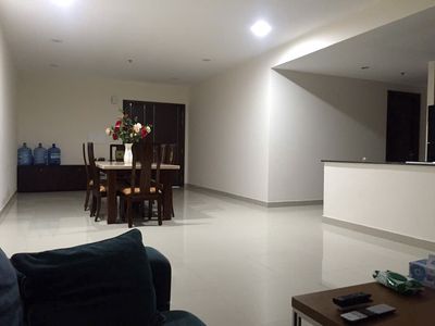 Bán căn hộ có 2 ban công — ảnh 1