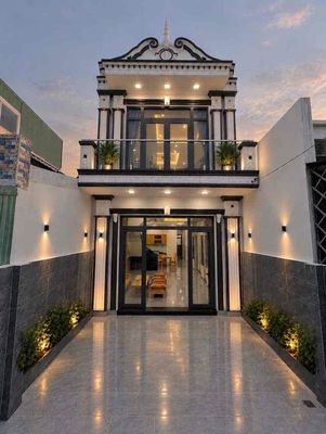 Nhà lầu tân cổ điển có hoàn công ở Cần Giuộc — ảnh 1