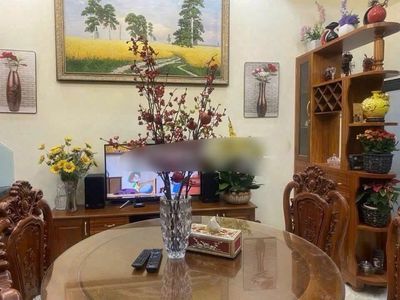 Cho thuê phố Văn Cao, 5 ngủ, MT8m, nội thất xịn, nhà phân lô có vỉa hè — ảnh 1
