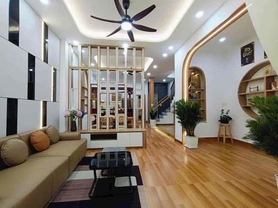 Cho thuê nhà Villa full nội thất mới 4pn hẻm 380/Phạm Văn Chiêu p9 — ảnh 1