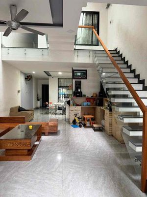 Cho thuê nhà đẹp 3 tầng 3pn 150m đường lê văn hiến- giá rẻ 20tr/th — ảnh 1