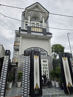 Bán nhà HXH Nguyễn Thị Thảnh, 3 tầng, dtsd 178m2. Chỉ 4,9 tỷ. — ảnh 1