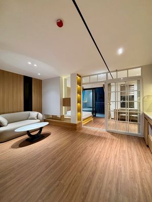 Cần cho thuê gấp ! CH 1n1k 60m2 bãi ô tô, ở gần phố cổ Hoàn Kiếm — ảnh 1