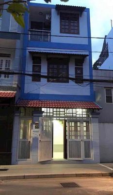 Cho thuê nhà HXH Lê Thị Hồng P17 Gò Vấp 5m 14m 4pn 3wc gần chợ căn cú — ảnh 1