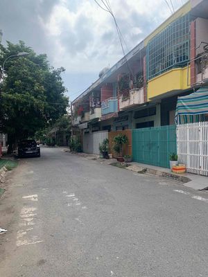 Nhà thuê trệt,lầu-4 x 16-3 pn,3 Wc đường 12m KDC Bình Hưng ,Binh Chá — ảnh 1