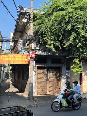 Bán nhà MT đg Phú Thọ , P01 Q11 ( cũ ) 2 tầng + st , dt sd 74,8m2 — ảnh 1