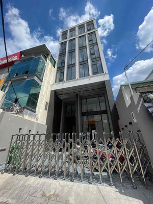 Mặt bằng kinh doanh rộng 90m2 nằm ngay vincom nguyễn xí — ảnh 1