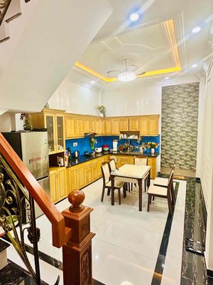BÌNH TÂN cho thuê nhà FULL NỘI THẤT 4 tầng BHHB hẻm xe hơi — ảnh 1