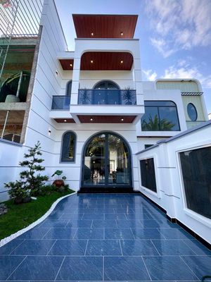 Nhà Phố Hiện Đại — ảnh 1