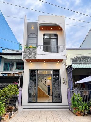 Chính chủ bán nhà sổ riêng cách Công An p. Uyên Hưng chỉ 200m — ảnh 1