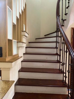 Nhà ngõ 190 hoàng quốc việt 55m x5T ô tô đỗ cửa — ảnh 1