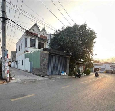 Cho thuê nhà lô góc 2 mặt tiền lồ ô – đông hòa — nhà 1 trệt 2 lầu, gồ — ảnh 1