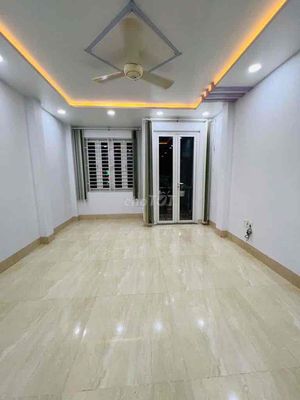 Nhà cho thuê 1/ 7m thông - full nt - 3 lầu st - 6pn4wc — ảnh 1