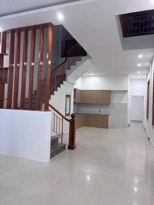 Cho thuê nhà Khu đảo vip hoà xuân 3 tầng — ảnh 1