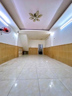 Cho thuê nhà Đường Thoại Ngọc Hầu , DT 4x12, 2 lầu — ảnh 1