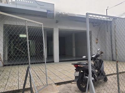 Cho thuê nhà MT nguyễn ảnh thủ 9mx30m 3 tầng chỉ 60 tr — ảnh 1