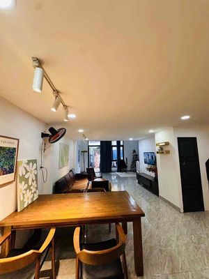 Cho thuê nhà 2 tầng CMT8 full nội thất vào ở ngay 13 Tr/ tháng — ảnh 1