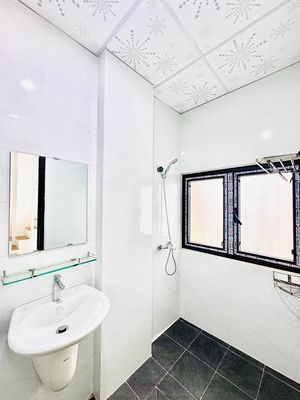 Căn hộ dịch vụ gác lửng Hoàng Minh Thảo, gần ĐH Duy Tân — ảnh 1