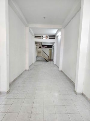 Cho thuê nhà mặt tiền đường Phan Đình Phùng đình sát chợ Phú nhuận — ảnh 1
