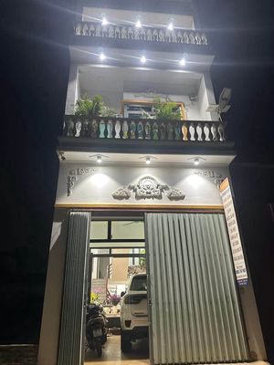 Bán nhà 3.5 tầng Mê Linh, Hà Nội, full nội thất — ảnh 1
