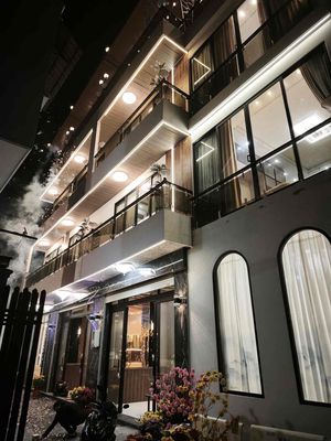 Nhà full nội thất có thang máy ở liền giáp phú mỹ hưng — ảnh 1
