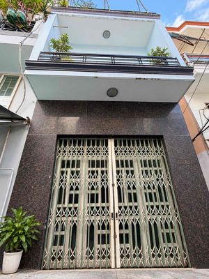 Bán nhà 42m² sổ a4, 3 tầng, 4pn, gần mặt tiền, giáp q1, 5.9 tỷ (tl) — ảnh 1