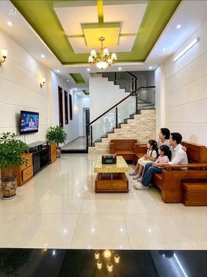 Nhà 62m² Giáp Tứ Hải, Sát Bcons, Sổ Riêng — ảnh 1