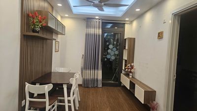 Cho thuê căn hộ 2 ngủ Skyline 36 Hoàng Cầu — ảnh 1