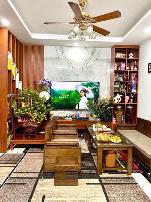Bán nhà Việt Hưng, Ngô Gia Tự, hơn 5 tỷ — ảnh 1