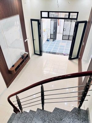 Bán nhà Thạch Bàn, Long Biên, 44m², 4 tầng, gần Aeon Mall — ảnh 1