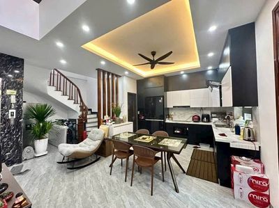 Nhà Ngọc Lâm, Long Biên, 60m2, 6 tầng, mặt tiền 6m — ảnh 1