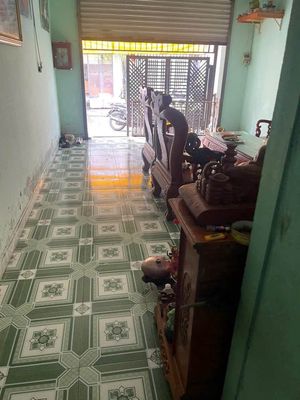 Nhà cấp 4 cho thuê 70m2 Dĩ An, Bình Dương — ảnh 1