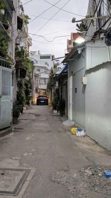 Nhà ĐẸP 52m2x2tầng - Hẻm XE HƠI thông ra Nguyễn Văn Công — ảnh 1
