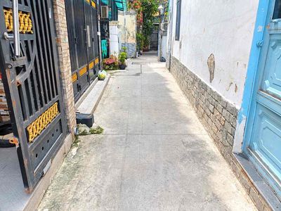 Nhà chính chủ - hẻm ba gác thông - 1 trệt 1 lầu - 3tỷ5 — ảnh 1