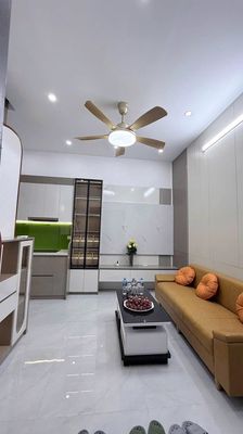 Cho thuê nhà 27m2 x 5 tầng, 3PN, full đồ, Đống Đa — ảnh 1