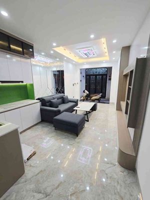 Bán nhà xây mới Đống Đa, 32m2, 6 tầng, 7.9 tỷ — ảnh 1