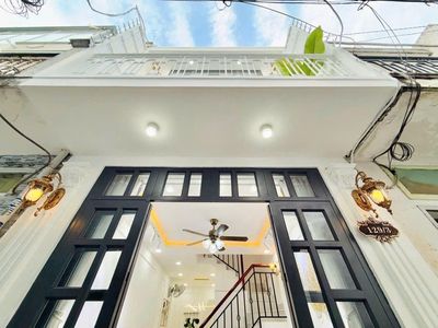 Nhà bán Đường Nguyễn Duy Cung, Gò Vấp, 22m2, 2PN — ảnh 1