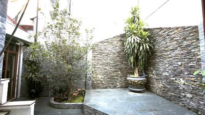 Bán đất tặng biệt thự mặt phố Tân Mai, kinh doanh, ô tô tránh, hơn 100 — ảnh 1