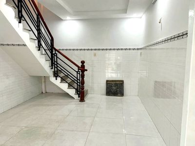 9 triệu còn bớt Nhà thuê Gò Vấp 2PN Hẻm xe hơi Quang Trung P8 — ảnh 1