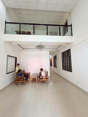 Cho thuê nhà 140m2, 4PN, sân ô tô, Sơn Trà — ảnh 1