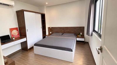 Căn hộ 1 phòng ngủ full nội thất ban công thoáng mát Quận 1 9tr3 — ảnh 1